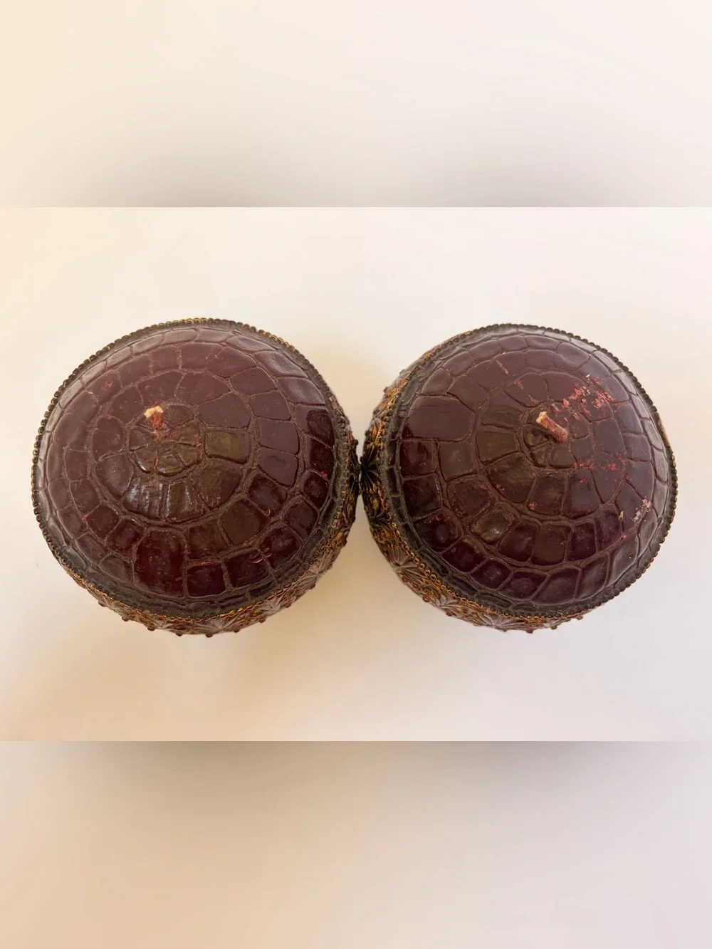 Decorative Embossed Burgundy and Gold Accent Spheres